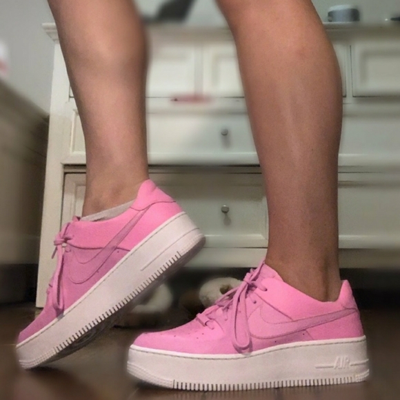 NIKE AIR FORCE 1 AF1 Sage Low PINK SZ#10 - Picture 5 of 11